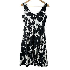 Ann Taylor Floral Dress Black White Size 2 Pleated Sleeveless Zip Lined Pockets